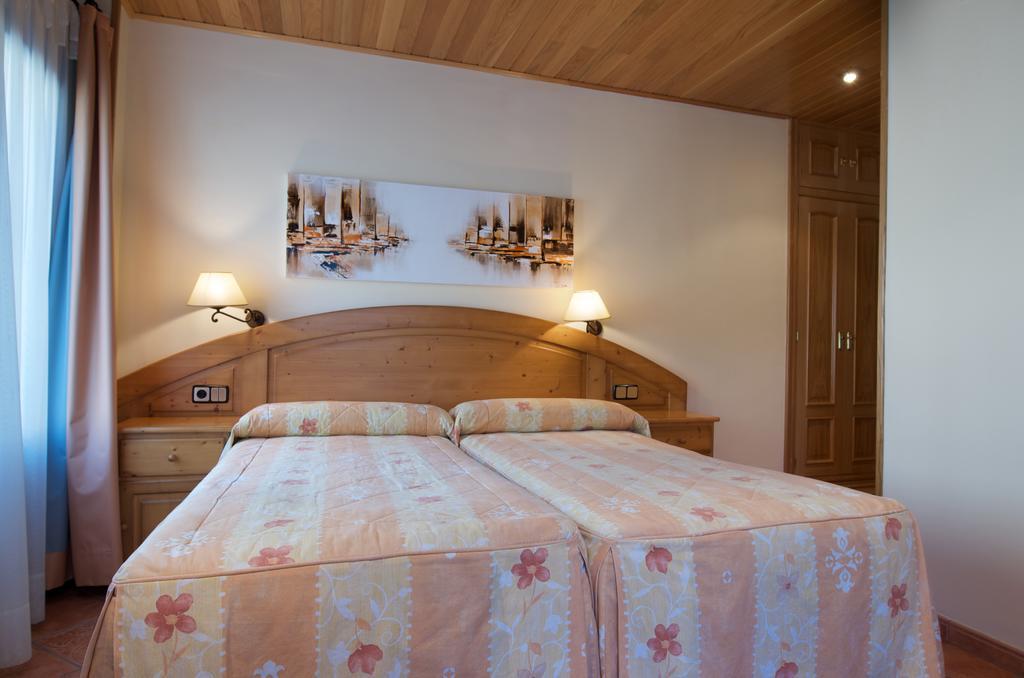 Hotel Pey Bohí Buitenkant foto